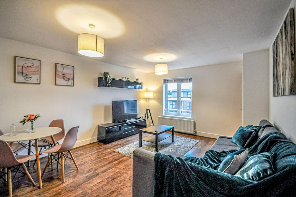 Entire Apartment Sleeps 4 Near The River Thames - #1515 Maidenhead Exteriér fotografie